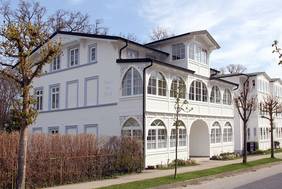 Ferienhäuser in Binz auf Rügen – Haus am Park
